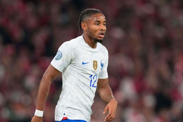 官方澳客网-切尔西官方：25岁法国前锋恩昆库正式加盟 签约6年