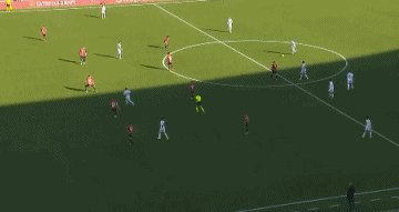 1675607260720043172.gif 维尼修斯(1).gif